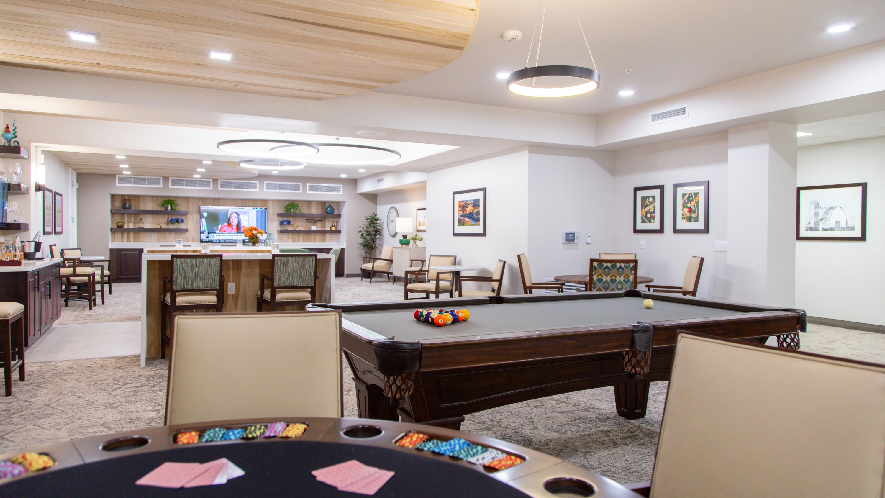 Riverwalk Lounge 4